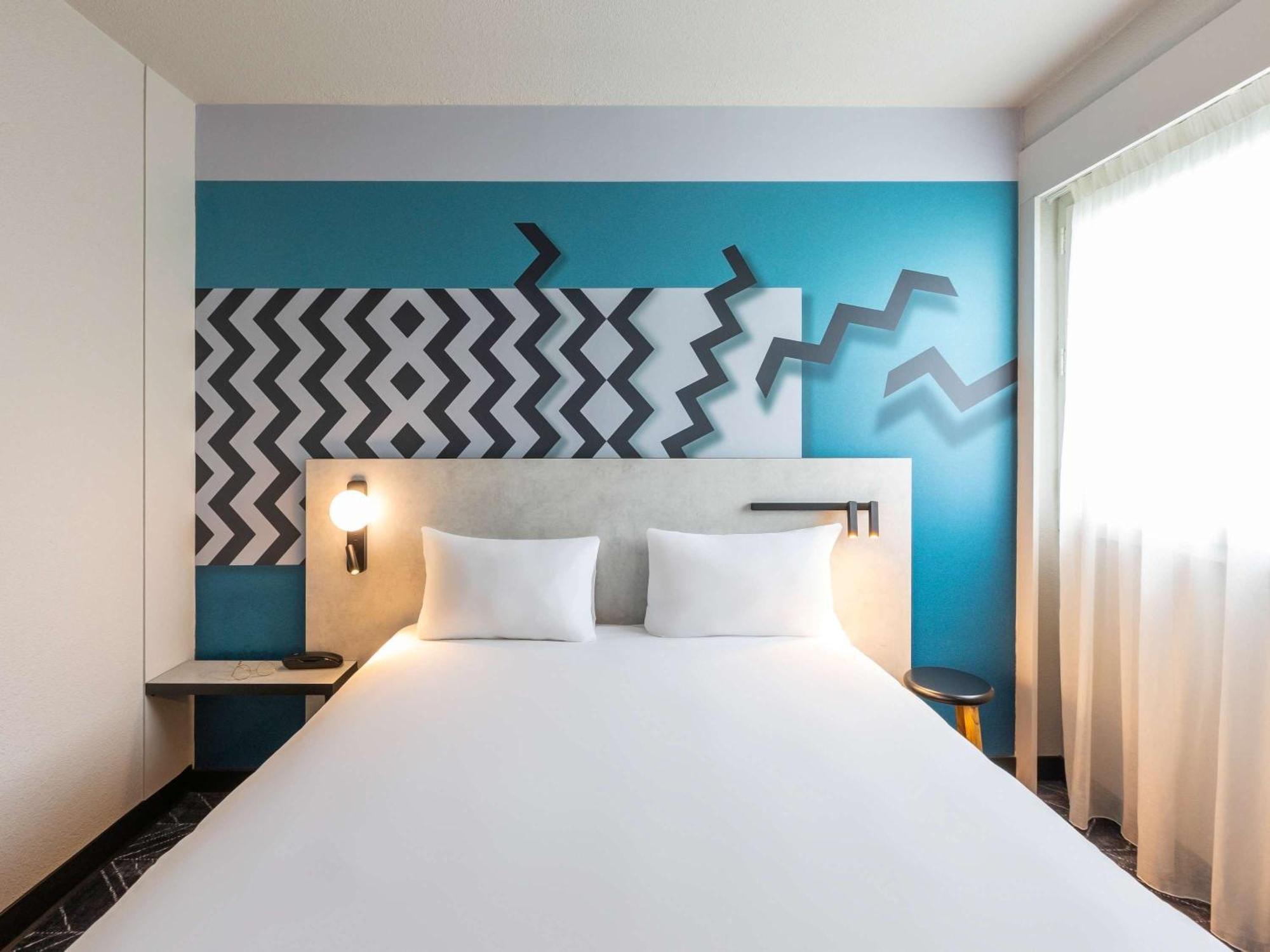 ibis Styles Bordeaux Centre Mériadeck Esterno foto