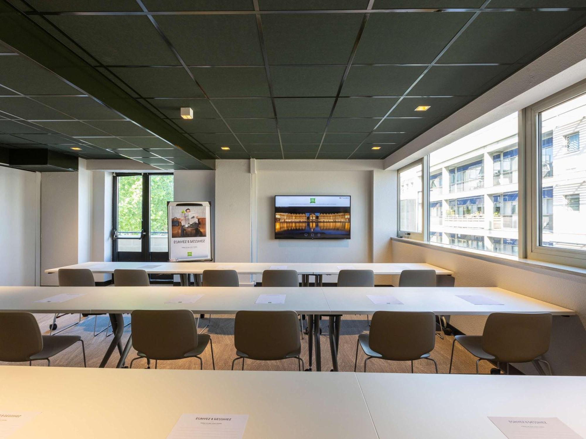 ibis Styles Bordeaux Centre Mériadeck Esterno foto